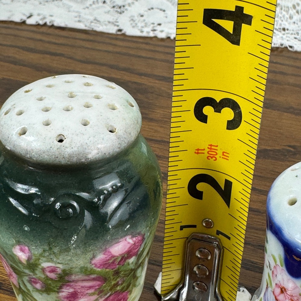 Vintage Mismatched Hand Painted Porcelain Floral Salt and Pepper Shakers Set - Picture 8 of 9